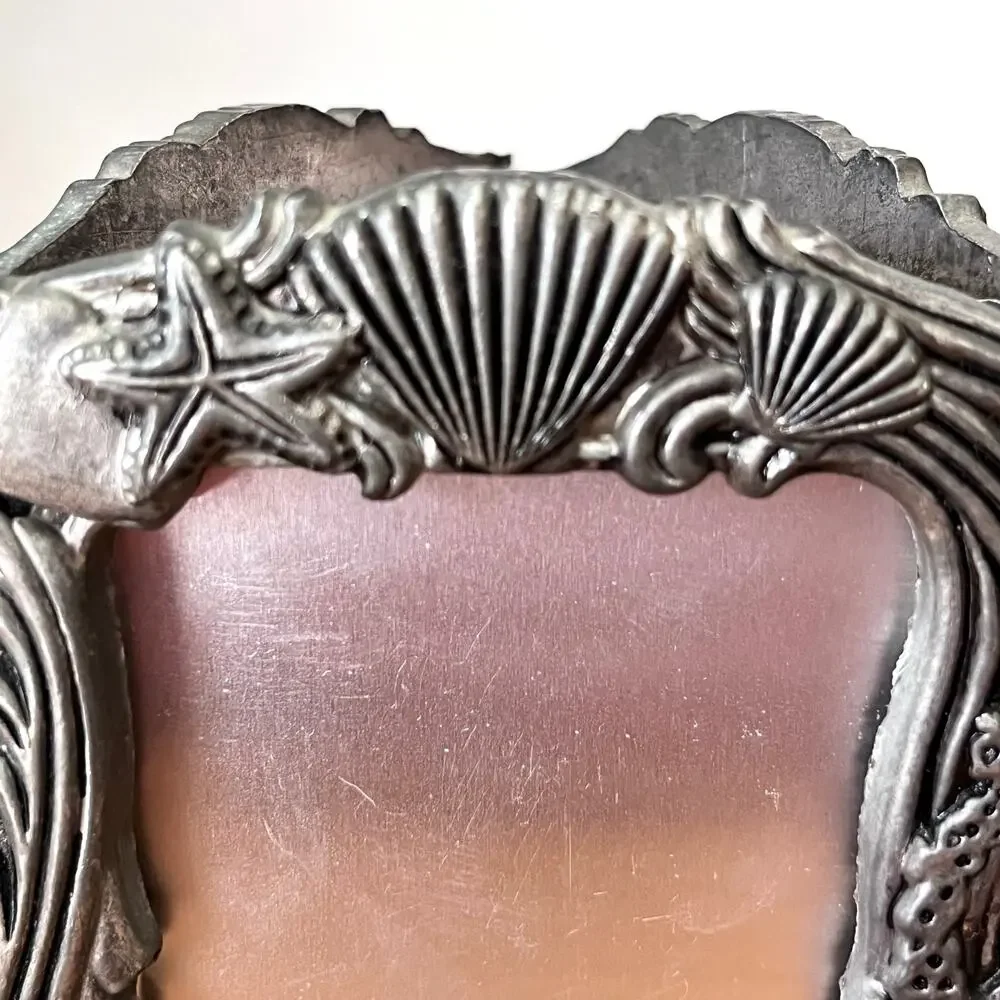 Ornate Godinger Silverplate Costal Seashell 3-Sided Tabletop Photo Frame Beach